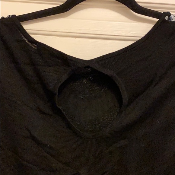 Arden B. Multi tiered sequin sweater top size xs - Picture 6 of 6